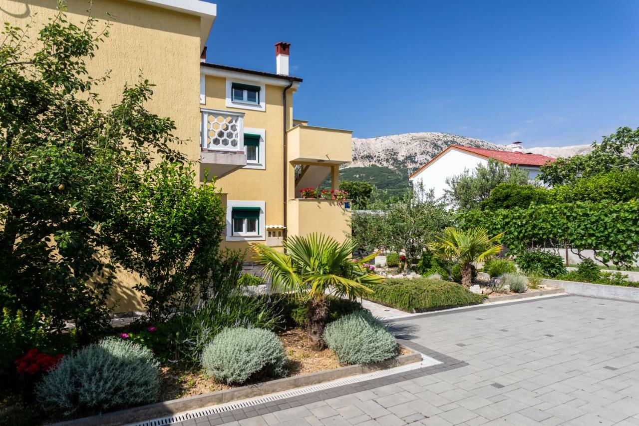 Apartments Marija Baska  Ngoại thất bức ảnh