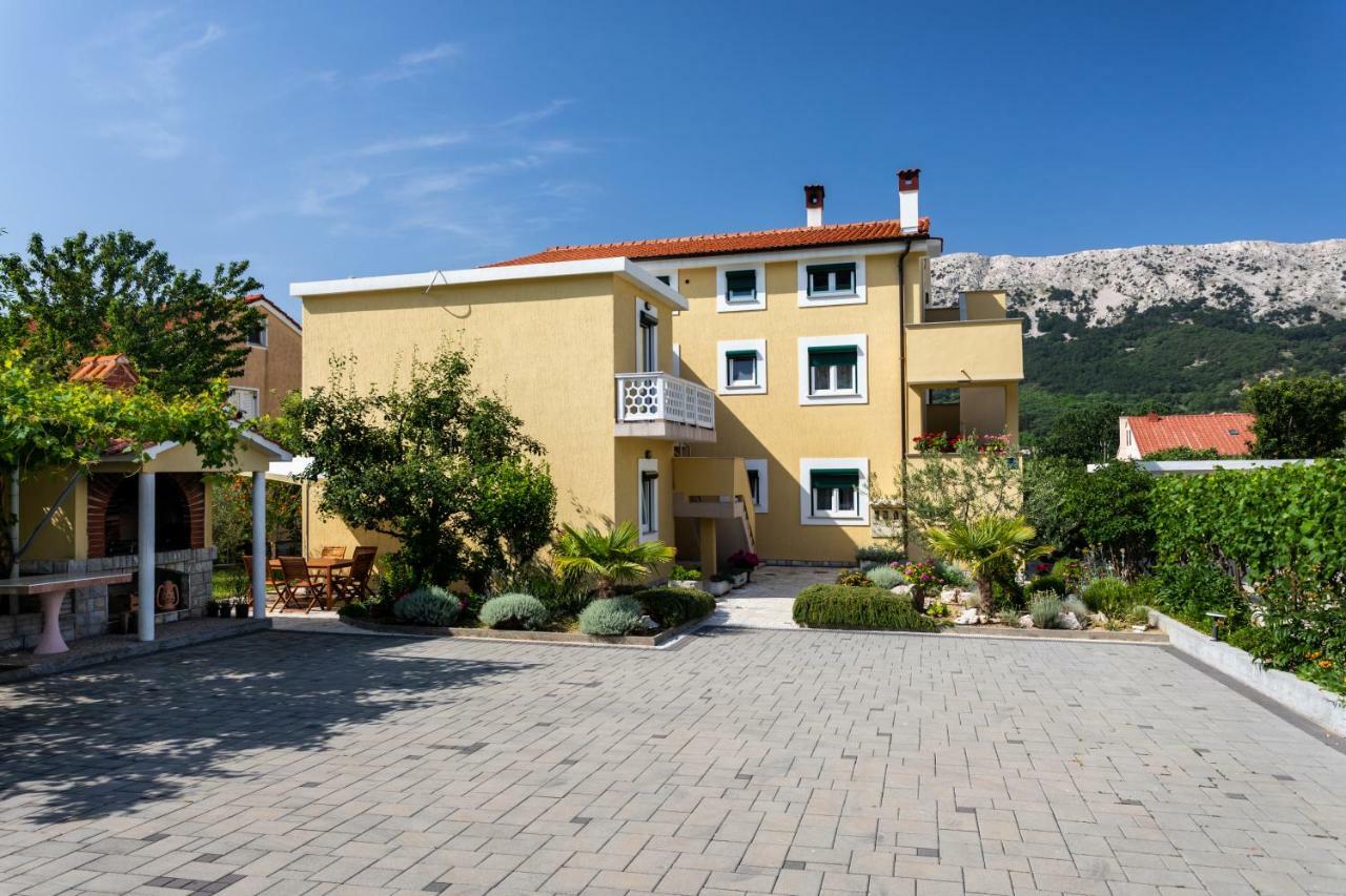 Apartments Marija Baska  Ngoại thất bức ảnh
