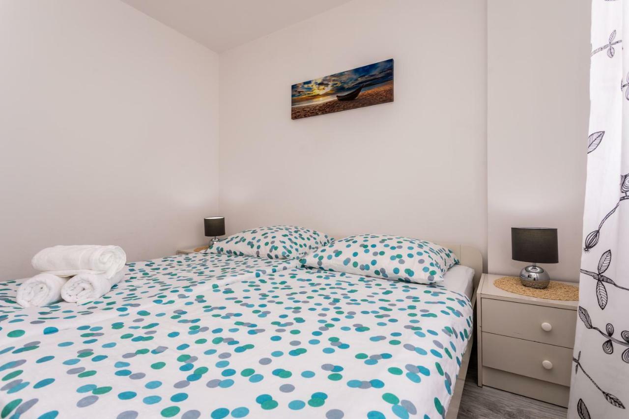 Apartments Marija Baska  Ngoại thất bức ảnh